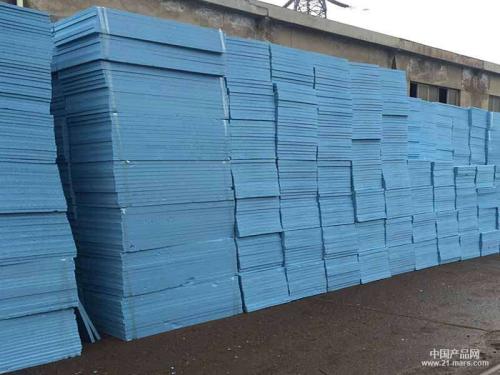 昆明地暖板施工中